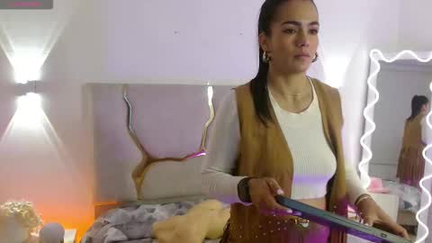 ROSALIN online show from October 18, 10:38 am