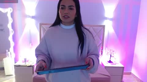 ROSALIN online show from February 19, 11:06 am