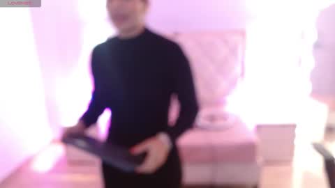 ROSALIN online show from February 22, 11:20 am