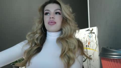 Rosalina online show from October 16, 12:17 pm