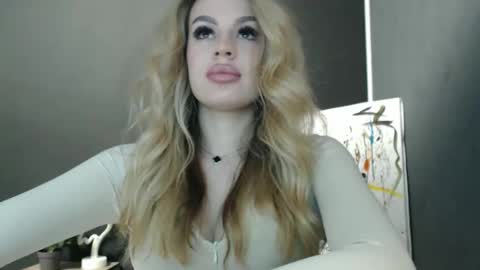 Rosalina online show from February 6, 1:14 pm