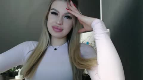 Rosalina online show from February 11, 1:16 pm