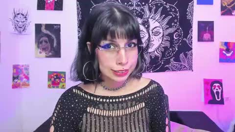 Ally online show from April 16, 9:39 pm