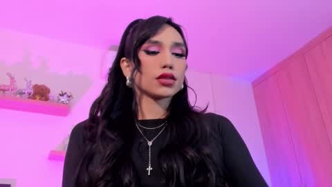 Rose Saenz online show from December 16, 8:58 pm