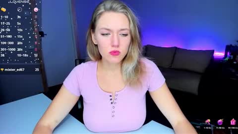 Rose but u can call me princess online show from October 20, 7:47 pm