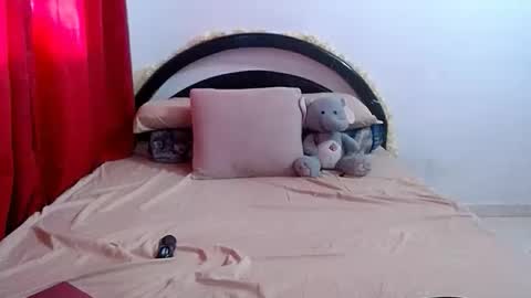 rose_elise online show from May 5, 11:29 am