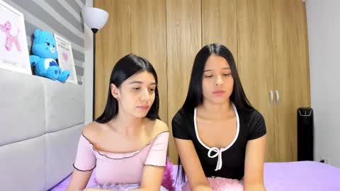 Rose y Miah online show from March 26, 2:17 am