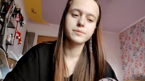 Sophie online show from December 3, 1:13 am