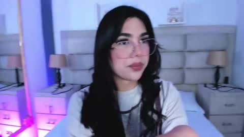 Rose online show from September 17, 1:46 pm