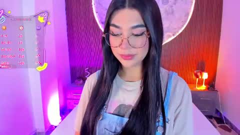 Snapshot of rosecassie chatting on June 9, 12:39 pm Rose online show from June 9, 12:39 pm