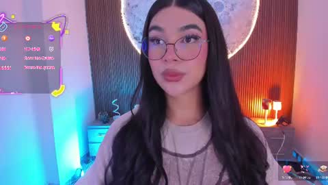 Snapshot of rosecassie chatting on July 4, 12:44 pm Rose online show from July 4, 12:44 pm
