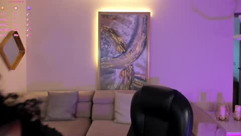 Snapshot of roseferrera chatting on January 24, 8:22 pm Rose online show from January 24, 8:22 pm