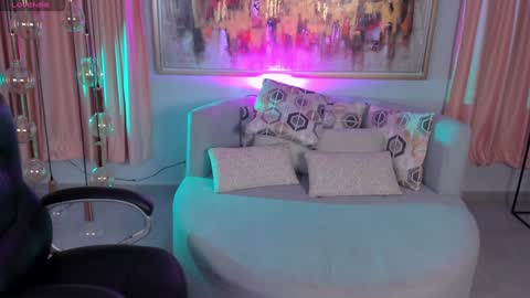 Snapshot of roseferrera chatting on January 28, 7:53 pm Rose online show from January 28, 7:53 pm