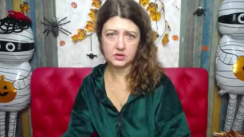 RoseHille online show from November 16, 6:08 am