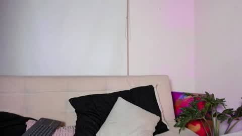 Lyla OF roselinedior online show from December 3, 3:00 pm