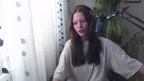 Snapshot of rosendalounsberry chatting on April 8, 10:04 am Lina online show from April 8, 10:04 am