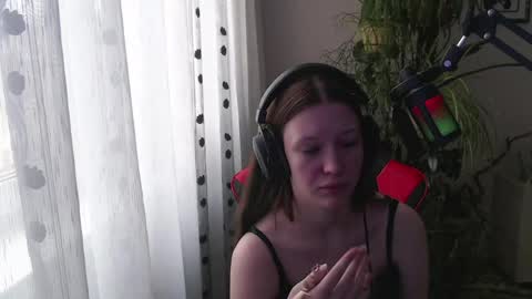 Snapshot of rosendalounsberry chatting on April 24, 1:57 pm Lina online show from April 24, 1:57 pm