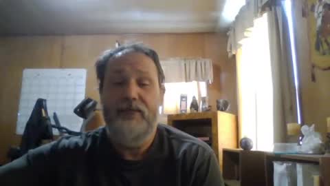 Snapshot of rosepanda chatting on February 16, 8:00 pm Lost4gain online show from February 16, 8:00 pm