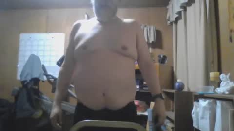 Snapshot of rosepanda chatting on February 22, 7:34 am Lost4gain online show from February 22, 7:34 am