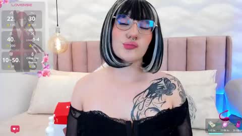 Snapshot of rosette_ch chatting on May 22, 12:55 pm Rosette ch online show from May 22, 12:55 pm