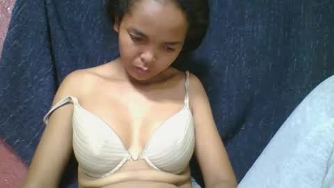 rosia685234 online show from March 19, 3:38 pm