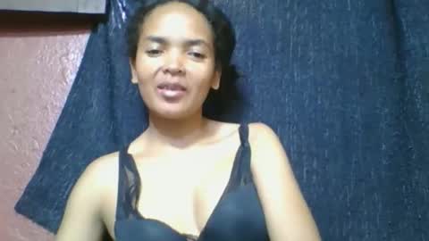 rosia685234 online show from March 31, 10:15 am