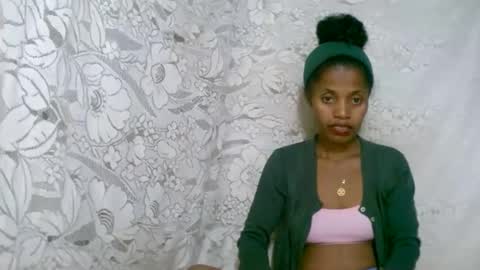 rosia online show from December 15, 11:03 am