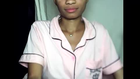 Snapshot of rosie6601 chatting on May 16, 1:02 am rosie6601 online show from May 16, 1:02 am