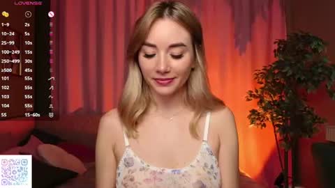 Rosie online show from June 26, 1:21 am