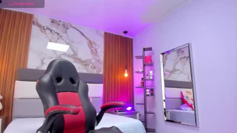 ROSSI online show from November 24, 7:24 pm