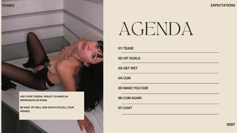 Snapshot of rosiebones chatting on February 16, 7:10 pm Rosie Bones online show from February 16, 7:10 pm