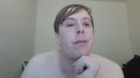Snapshot of rosiextimes chatting on October 19, 6:14 am sluttyamateurcdrosie online show from October 19, 6:14 am