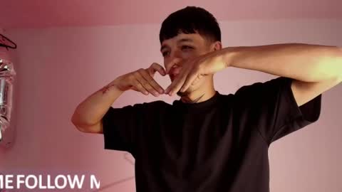 Snapshot of rosse_one chatting on November 4, 11:09 am rosse_one online show from November 4, 11:09 am