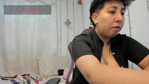 Snapshot of rossedemond30 chatting on April 20, 7:15 pm ROSSE DEMOND online show from April 20, 7:15 pm