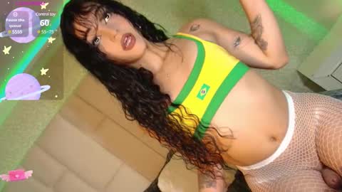 Snapshot of rosselfinoll chatting on February 22, 12:40 pm Rossel online show from February 22, 12:40 pm