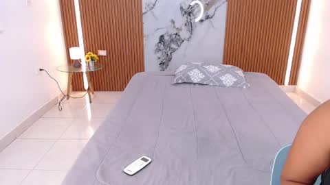 Rossi Hill online show from March 28, 12:05 pm