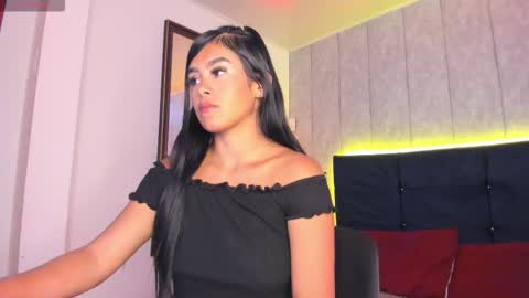 Snapshot of rossie_77 chatting on October 23, 12:15 pm rossie_77 online show from October 23, 12:15 pm