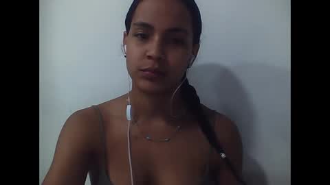 Snapshot of rosss690 chatting on March 5, 10:21 pm ross online show from March 5, 10:21 pm