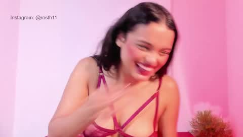 Snapshot of rossth11 chatting on January 16, 1:27 am Im Ross online show from January 16, 1:27 am