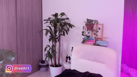 Snapshot of rossth11 chatting on October 17, 8:00 pm Im Ross online show from October 17, 8:00 pm