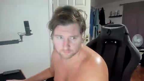 Snapshot of rostungurinn chatting on November 26, 7:20 am Rostungur online show from November 26, 7:20 am