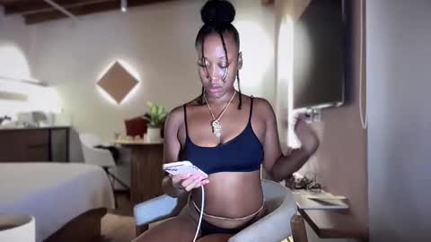 Snapshot of rosycoco chatting on February 23, 5:18 pm Rosy Coco online show from February 23, 5:18 pm