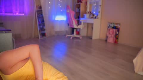 Hi Im Maria Check my Bio  online show from October 19, 1:34 pm