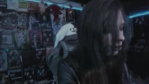 rot online show from January 8, 8:00 pm