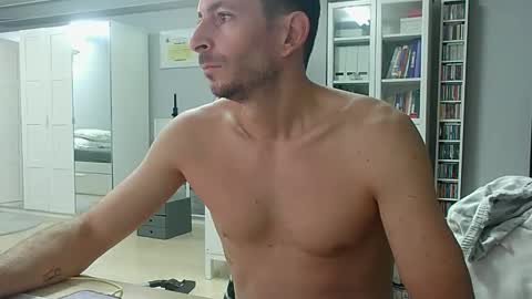 roubarixx online show from October 13, 7:19 am