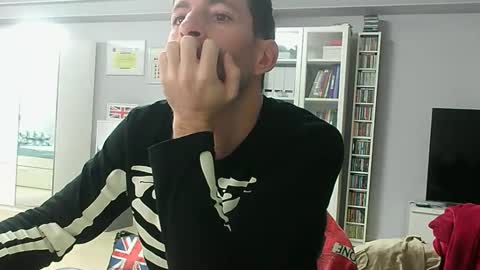 roubarixx online show from November 3, 7:20 am