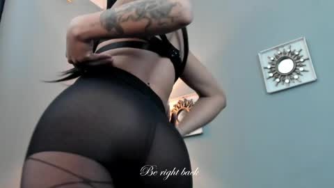 Snapshot of rougedoe chatting on June 2, 2:08 pm Mistress Lana online show from June 2, 2:08 pm