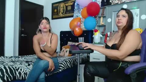 rous_kinky online show from May 15, 3:19 pm
