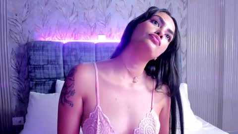 Snapshot of rouse_lia chatting on March 4, 4:57 pm R O S E L I A online show from March 4, 4:57 pm