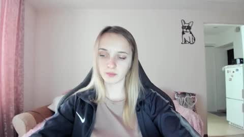 Snapshot of rousereed chatting on February 7, 12:53 pm Rouse online show from February 7, 12:53 pm